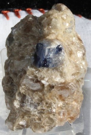 Binghamit und seine steinigen Mitbewohner