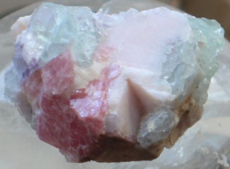 Binghamit und seine steinigen Mitbewohner