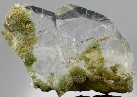 Binghamit und seine steinigen Mitbewohner