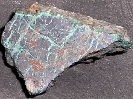 Djurleit mit sekundären Kupfermineral Dome Rock Mine,USA.JPG