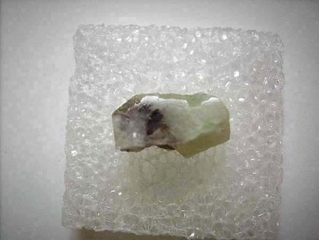 Teilanschliffe sowie facettierte, getrommelte, und/oder polierte Edelsteine u.a. Steine