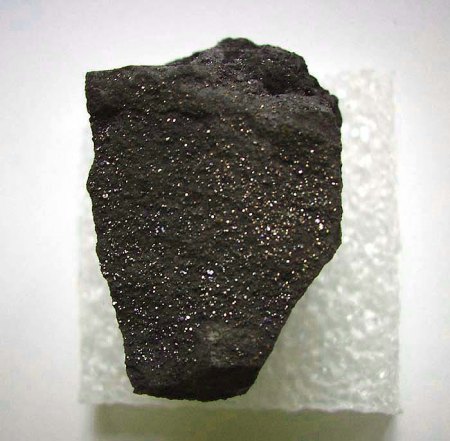 Cohenit_Troilit_auf Kohle_Kopeisk_Chelyabinsk_Ural_Peter (2).jpg