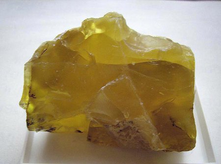 Honigopal_Opal-Varietät_Kigoma_Tansania_Peter.jpg