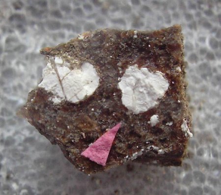 Satimolit_Polyhalit_Satimola Salzstock_Peter.jpg