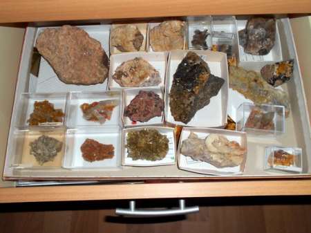 Baryt-Sammlung in SchubladeDSCN3258.JPG