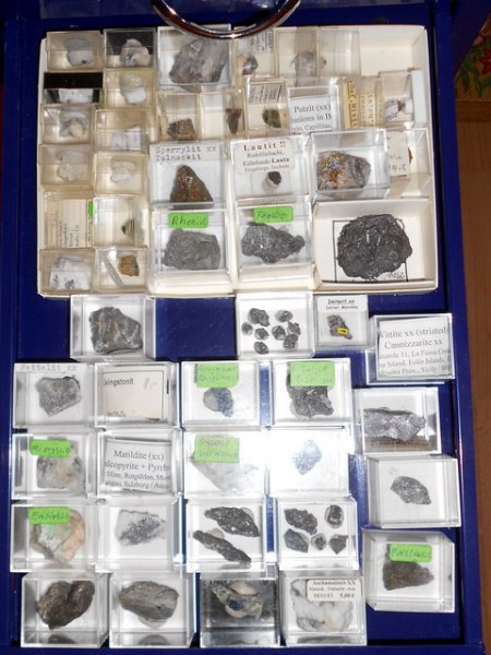 Sulfide und SulfosalzeRSCN3289.JPG