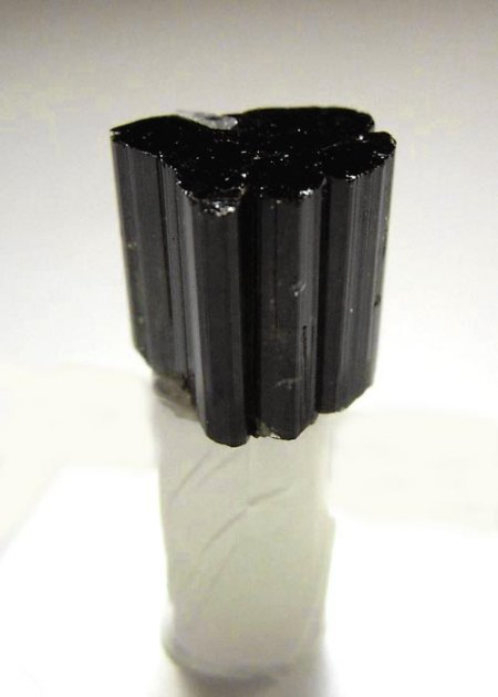 Fluor-Elbait_Arqueana Pegmatit_Aracuai_Minas Gerais_Brasilien_Peter.jpg