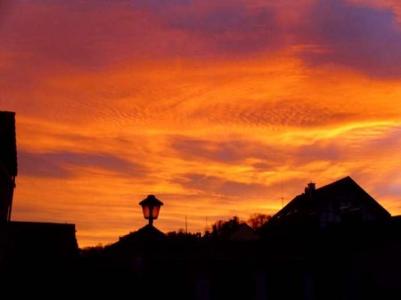 Grandioser Sonnenuntergang über Kandern.jpg