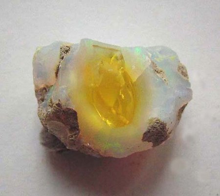 _Edel-Opal_King Solomons Mine_Welo_Afar Prov._Äthiopien_Peter_1b.jpg