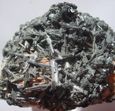 Pseudo von Pyrolusit nach Manganit, Oehrenstock, BB 6cm.jpg