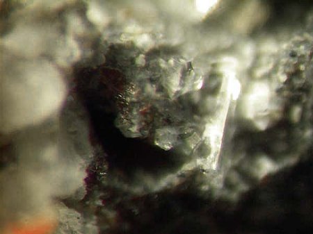 Zeolith_Montesommait_Monte Somma_Vesuv_Italien_Peter.JPG