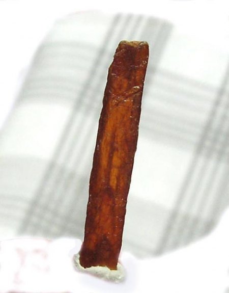 Kyanit_orange_Loliondo_Arusha_Tansania_Peter_2.jpg