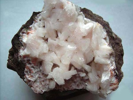 Heulandit xx_Steinbruch Kandivli-Damupada_Mumbai Distr._Indien_Peter.jpg