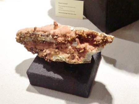 _Bad Ems_Mineralienbörse_Sonderschau Harzer Klassiker_Siderit Pfaffenberg u. Galenit auf Siderit_Chalkopyrit_Quarz_Rottleberode Ostharz_3.5.14_Peter.JPG