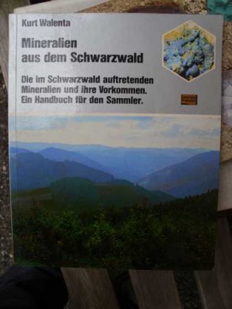buch mineralien aus dem Schwarzwald.jpg