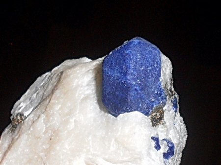Lasurit (Lapis lazuli) Sar-e-Sang,AfghanistanRSCN5836.JPG