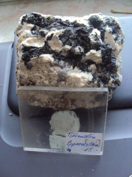 Mineraliencharge Fichtelgebirge 0215 036.JPG