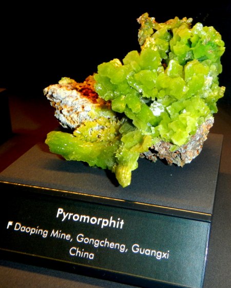 Pyromorphit            F Daoping Mine, Gangcheng Guangxi-China (2).JPG
