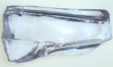Zirkonia Cubic Zirconia Rohkristall über 2kg schwer Länge 12,5cm  Durchmesser 4,5-5,5cm .JPG
