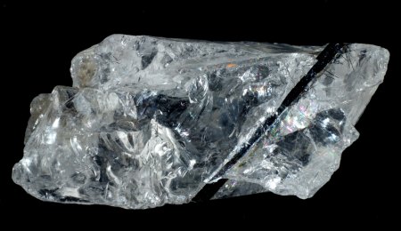 Bergkristall mit Schörl