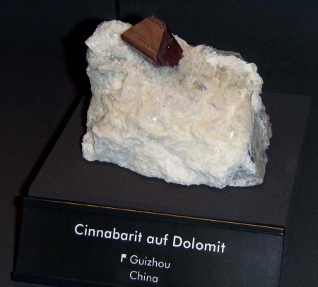 _terra mineralia_Cinnabarit auf Dolomit_Guizhou_China_Peter_16.10.10.JPG