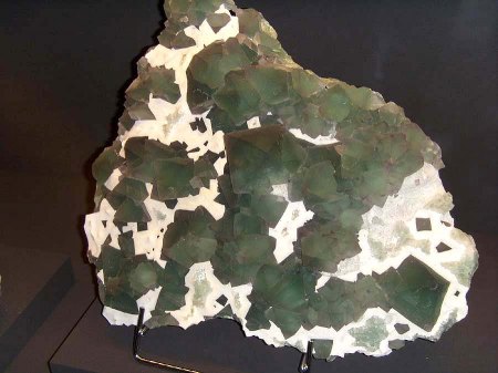 _terra mineralia_Fluorit Riesenstufe_China_Peter_17.10.10.JPG