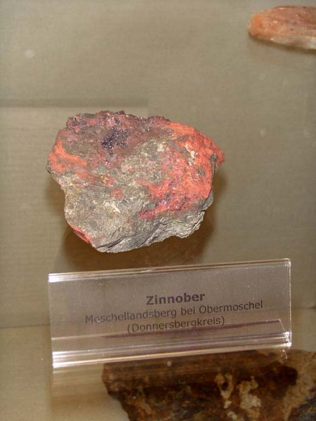 Mainz_Naturhistorisches Museum_Zinnober_Obermoschel_Peter_2.7.09.JPG