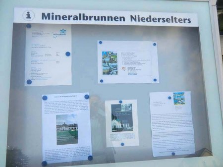 _Niederselters_Winterholz_Exkursion 12.4.14_Peter_Seltersmuseum_Tafel MiIneralbrunnen_2.JPG