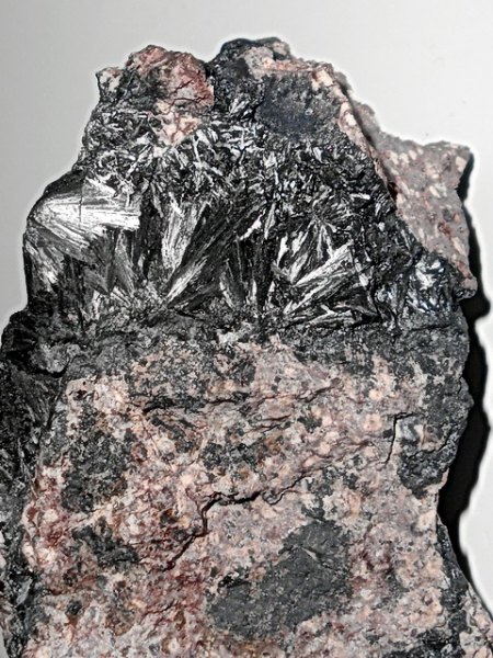 Pyrolusit Jüchnitzgrund b. ElgersbergRSCN0294.JPG