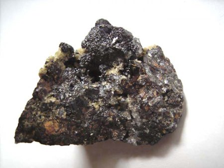 Argyrodit-Pyrargyrit-Calcit-Stufe_Colquechaca_Bolivien_1a_Peter.JPG